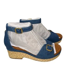 Vince Camuto Women's Size 10M Meterry Wedge Strappy Sandal Blue Jean Espadrille